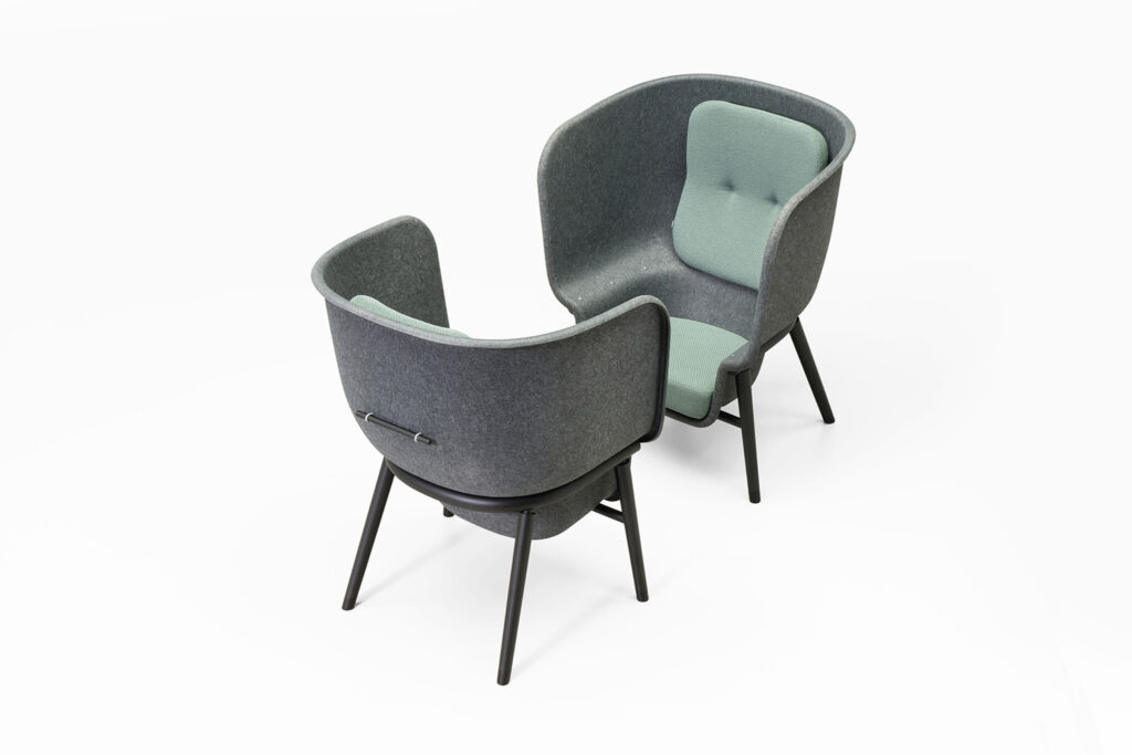 Pod Privacy Chair