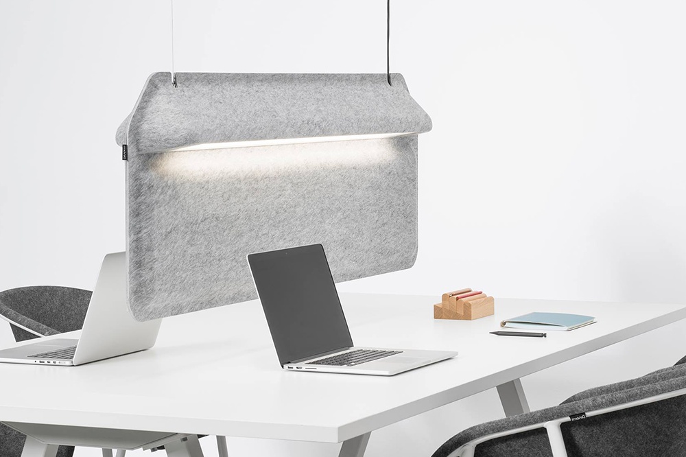 AK 2 Bureauscherm met lamp